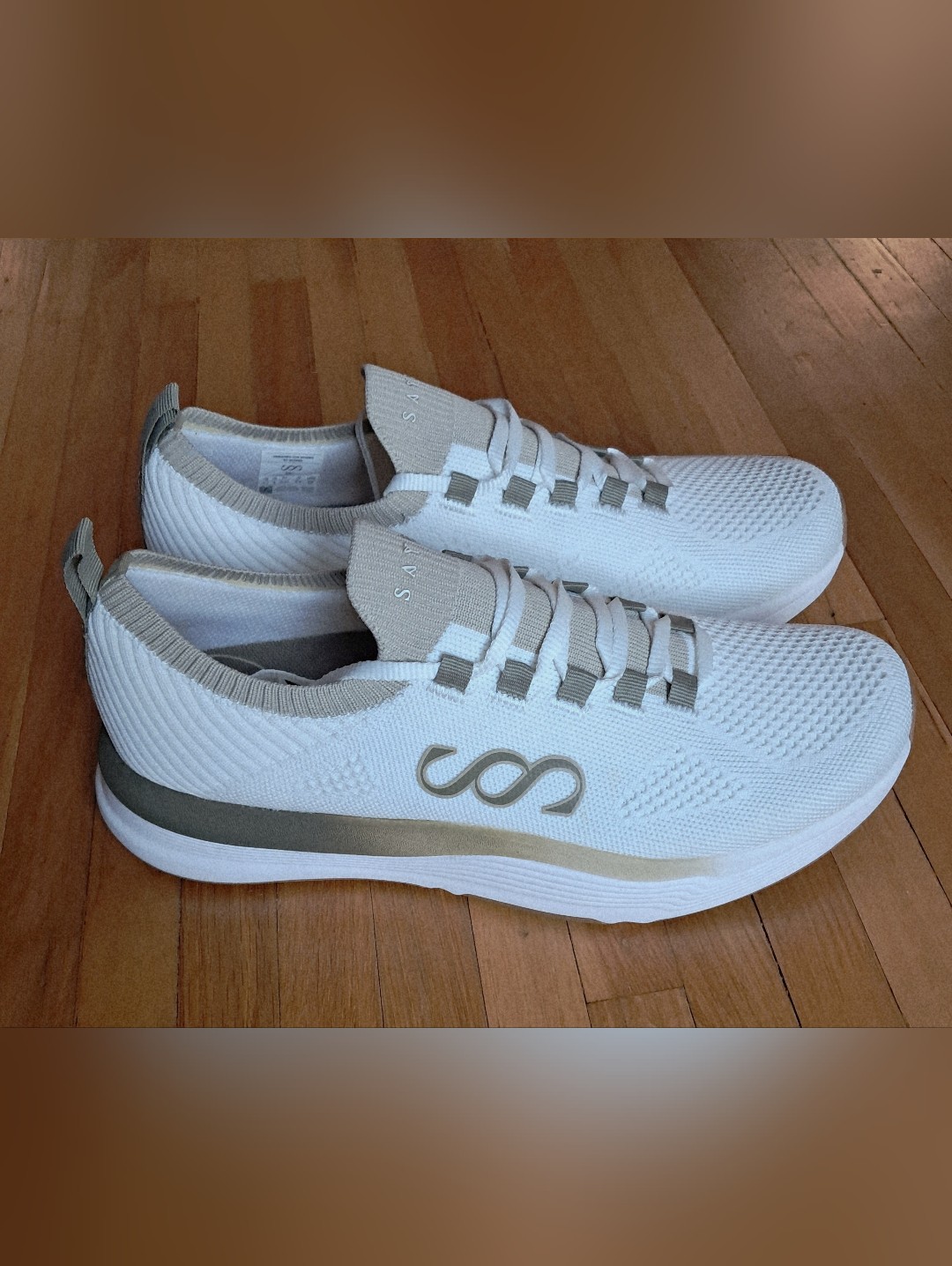 Women's Cream Knit Saysh Evelyn Runner Sneakers - Big Sur -Brand New/ 11
